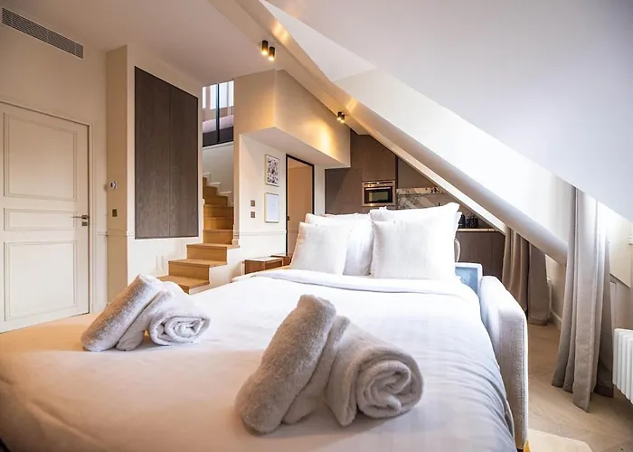 Enjoy Parisian Life In An Elegant Flat - Le Marais