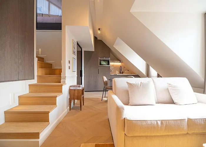 Enjoy Parisian Life In An Elegant Flat - Le Marais Apartment *