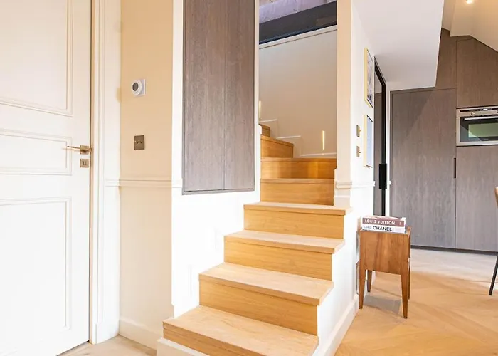 Enjoy Parisian Life In An Elegant Flat - Le Marais Apartment *